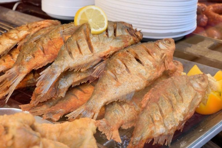 Când se mănâncă pește de Revelion. Mulți români greșesc. Nu respectă această tradiție