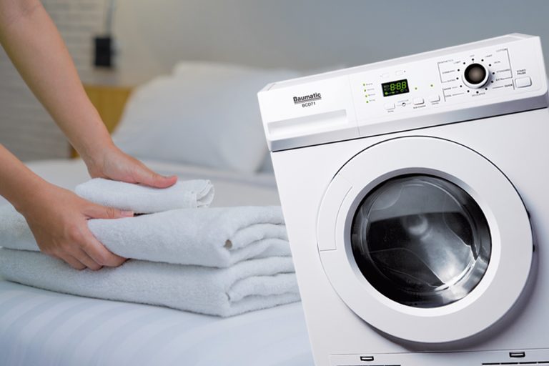 Când se spală după Revelion. Zilele în care poți face treburi casnice după sărbători