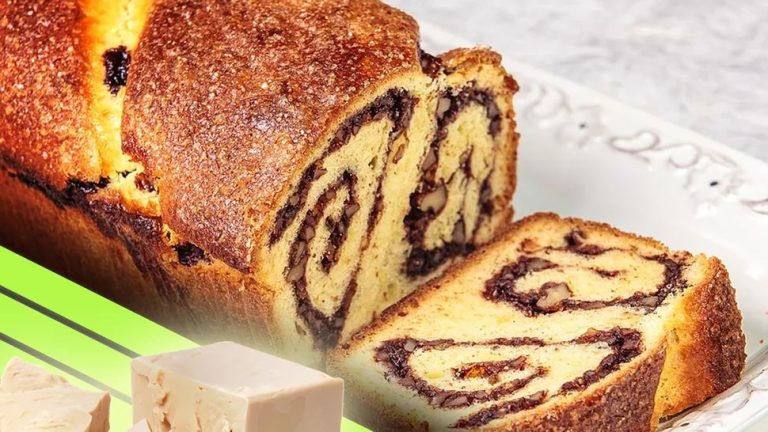 Ce trebuie să faci cu drojdia înainte de a o pune în aluatul de cozonac. Așa iese perfect, trucul cu care nu dai greș