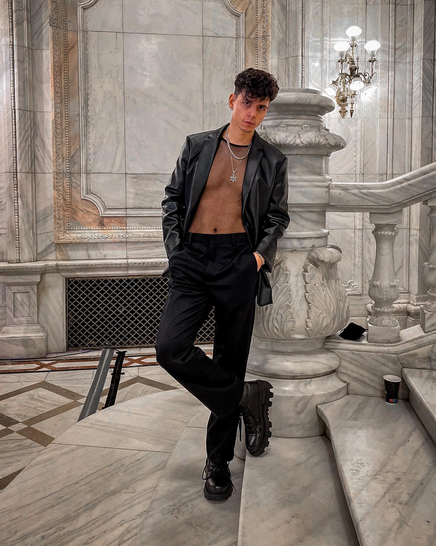 Emilian, adevărul despre relația cu Bibi. „Le mai aruncăm niște picanterii”. Ce dezvăluie artistul despre iubita lui VIDEO EXCLUSIV