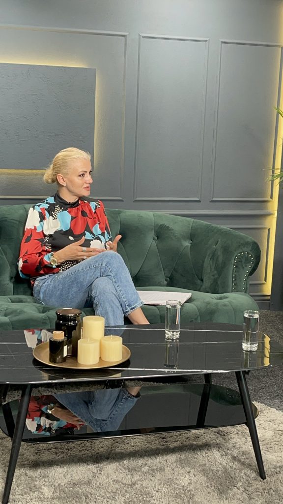 Gena Rusu, astrolog și specialist Feng Shui