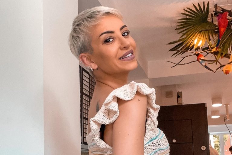 Ce pasiuni nebănuite are Giulia Anghelescu: „Chiar dacă nu am nevoie, vreau”. Cum petrece vedeta Crăciunul VIDEO EXCLUSIV