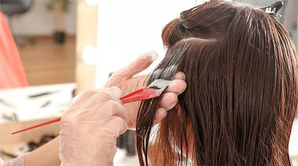 La cat timp trebuie vopsit parul