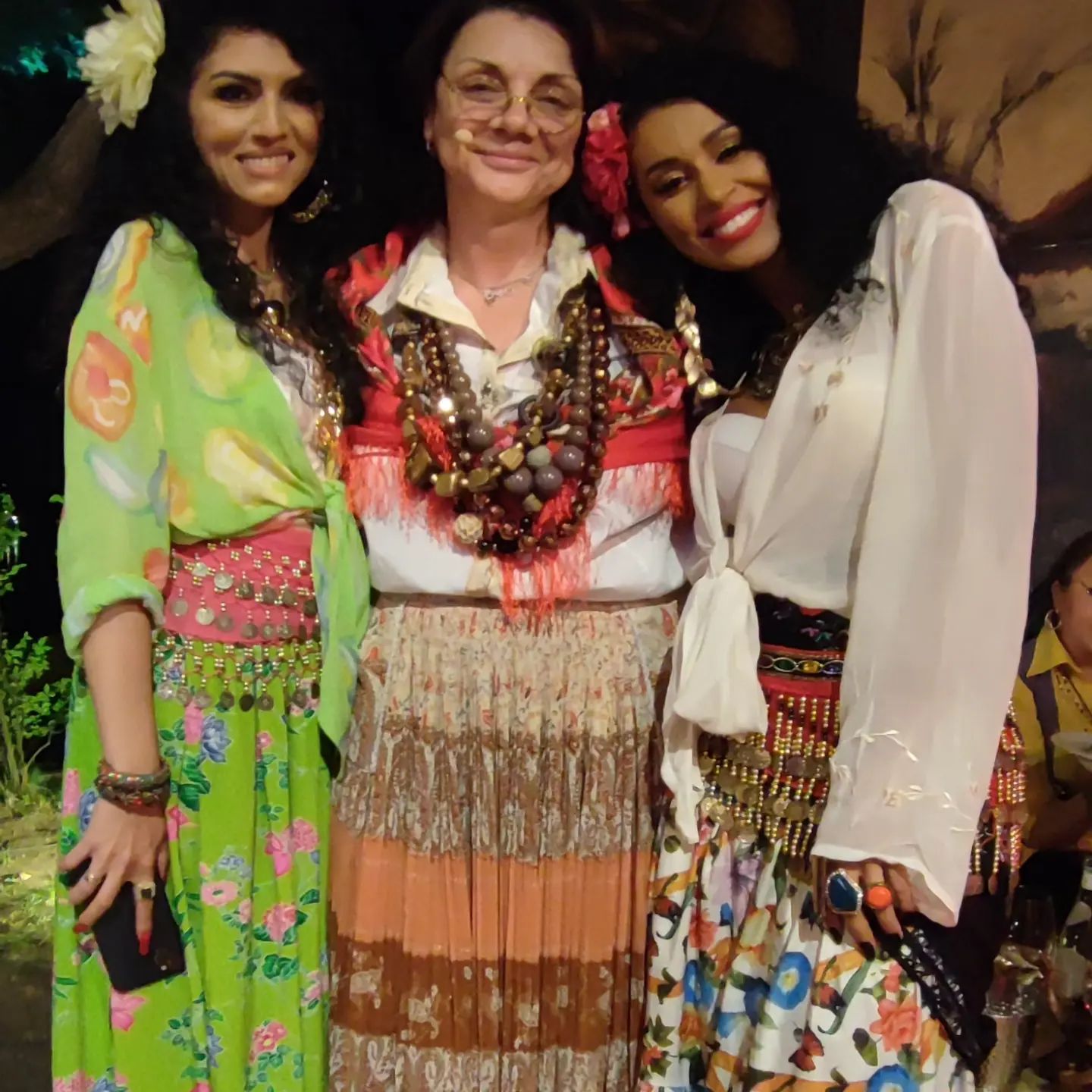 Majda Aboulumosha, Doinița Oancea și Carmen Tănase