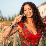 Cum făcea rost Mihaela Rădulescu de bani în perioada comunismului