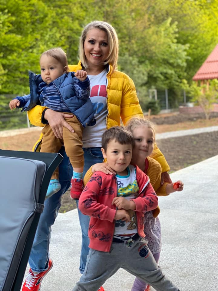 Ce spune Mirela Vaida despre al patrulea copil