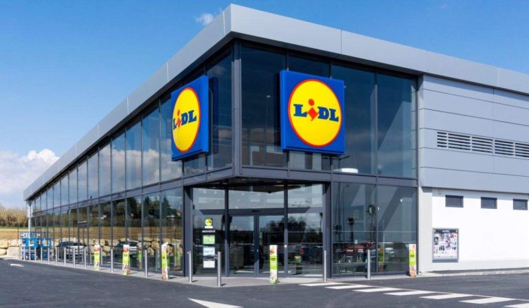 Program Lidl de Crăciun și Revelion 2022. Până la ce oră va fi deschis de Sărbători, orarul de funcționare