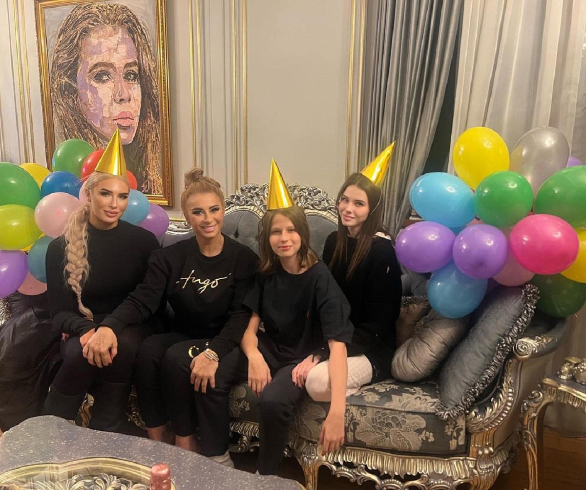 Anamaria Prodan și copiii