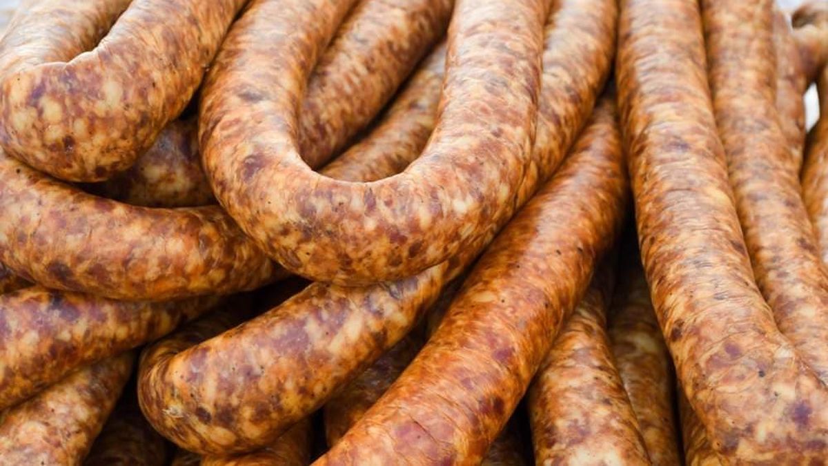 Cum se prepară cârnații de casă