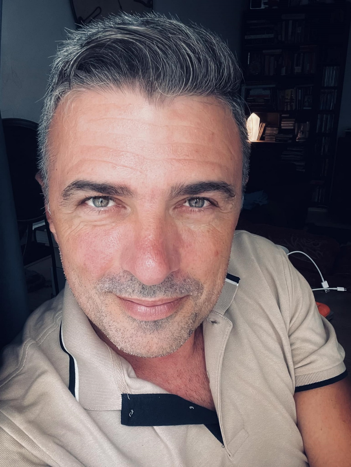 Cornel Ilie, solistul trupei Vunk