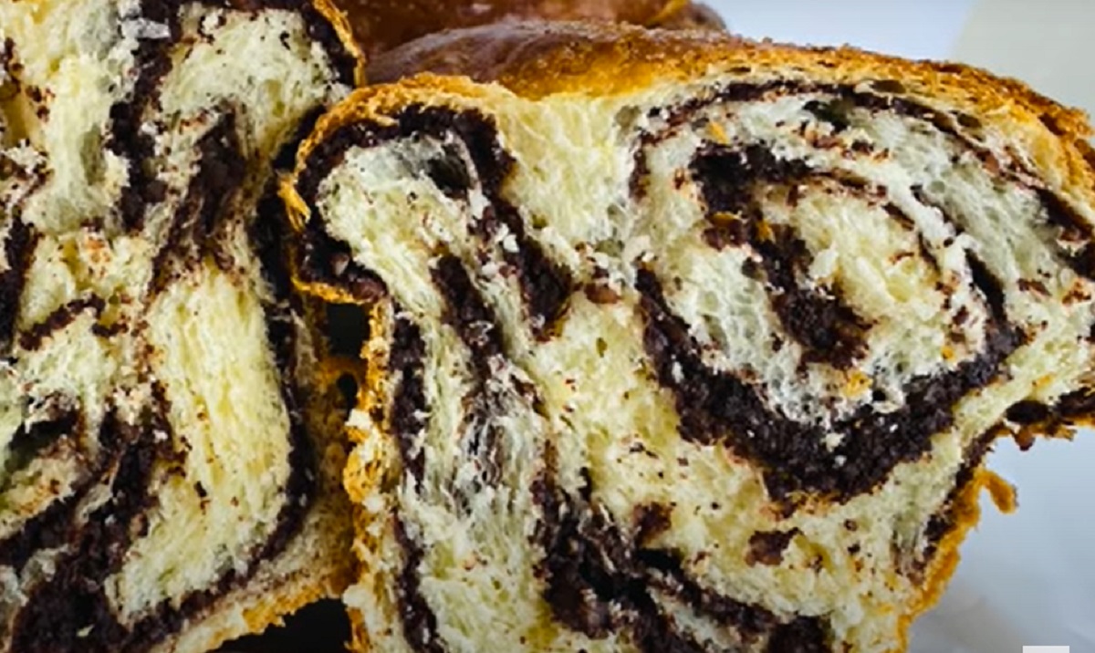 Cozonac pufos după rețeta bunicii