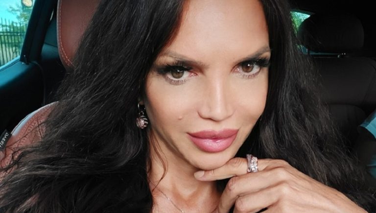 Cristina Spătar, cerută în căsătorie. Cum arată inelul de logodnă cu diamante pe care l-a primit. FOTO