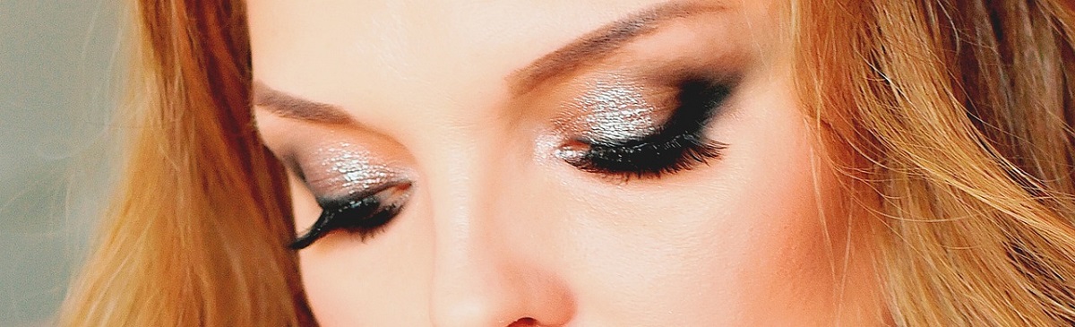 Machiaj pentru cina de Crăciun