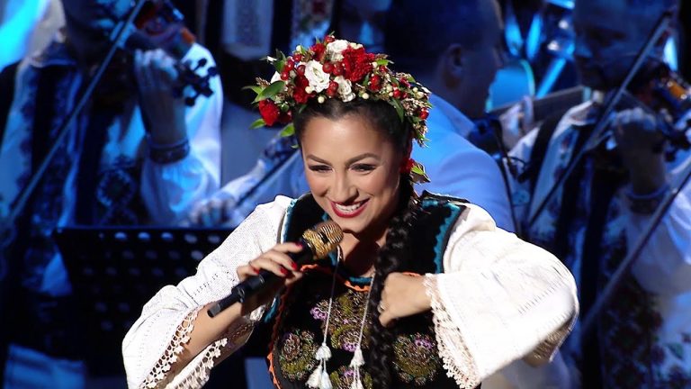 Câți bani câștigă Andra de Revelion. Suma colosală pe care o încasează în doar câteva ore