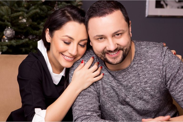 Cât timp va lipsi Cătălin Măruță de la Pro TV, de fapt. Mesajul emoționant transmis de soția lui, Andra