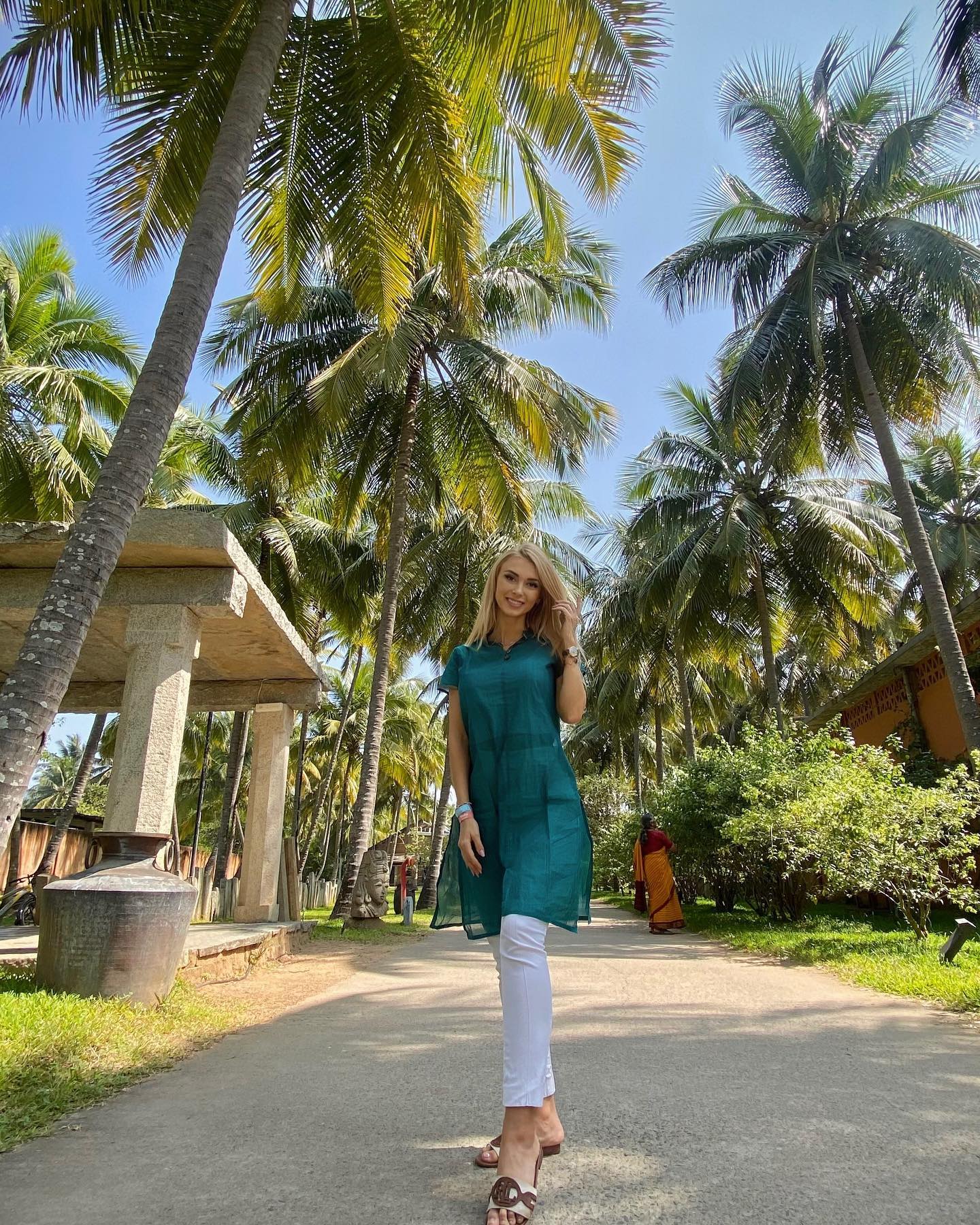 Andreea Bălan, primele poze din vacanță