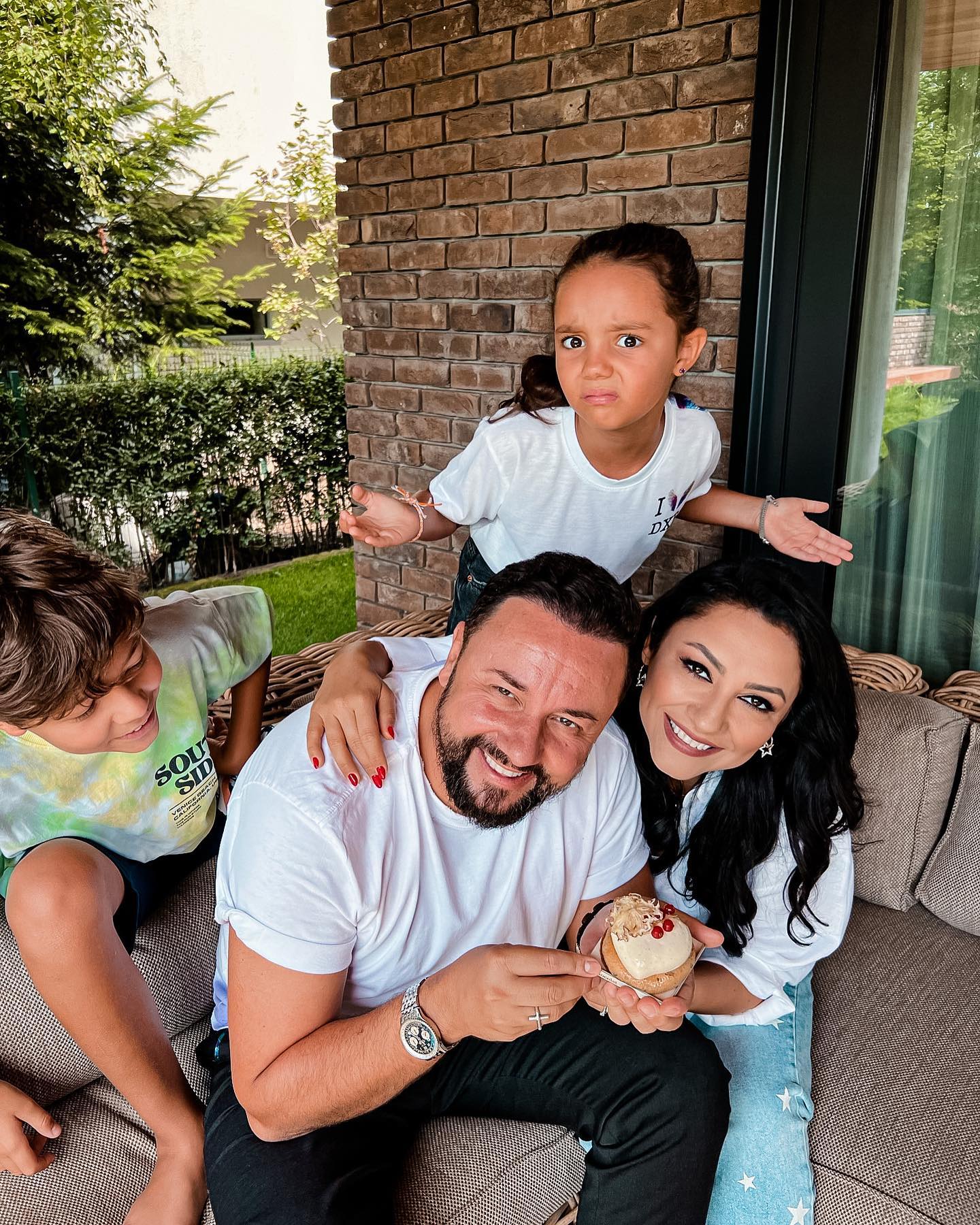 Ce spune Andra despre al treilea copil