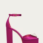 Cum arată Viva Magenta, culoarea anului 2023 8