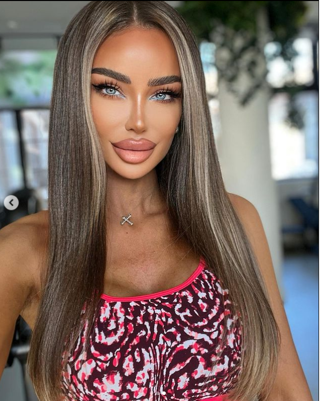 Cum arată, de fapt, părul Biancăi Drăgușanu