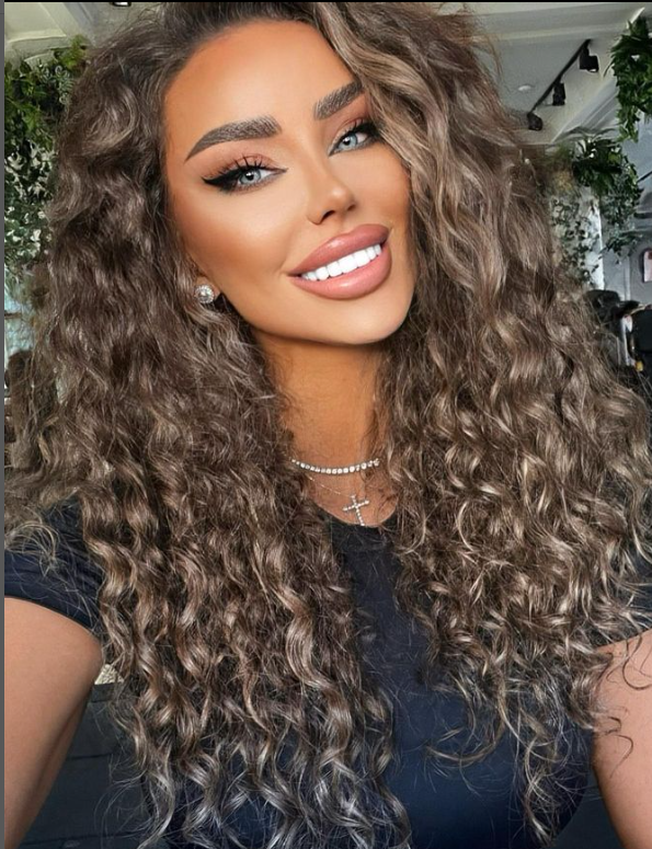 Cum arată, de fapt, părul Biancăi Drăgușanu