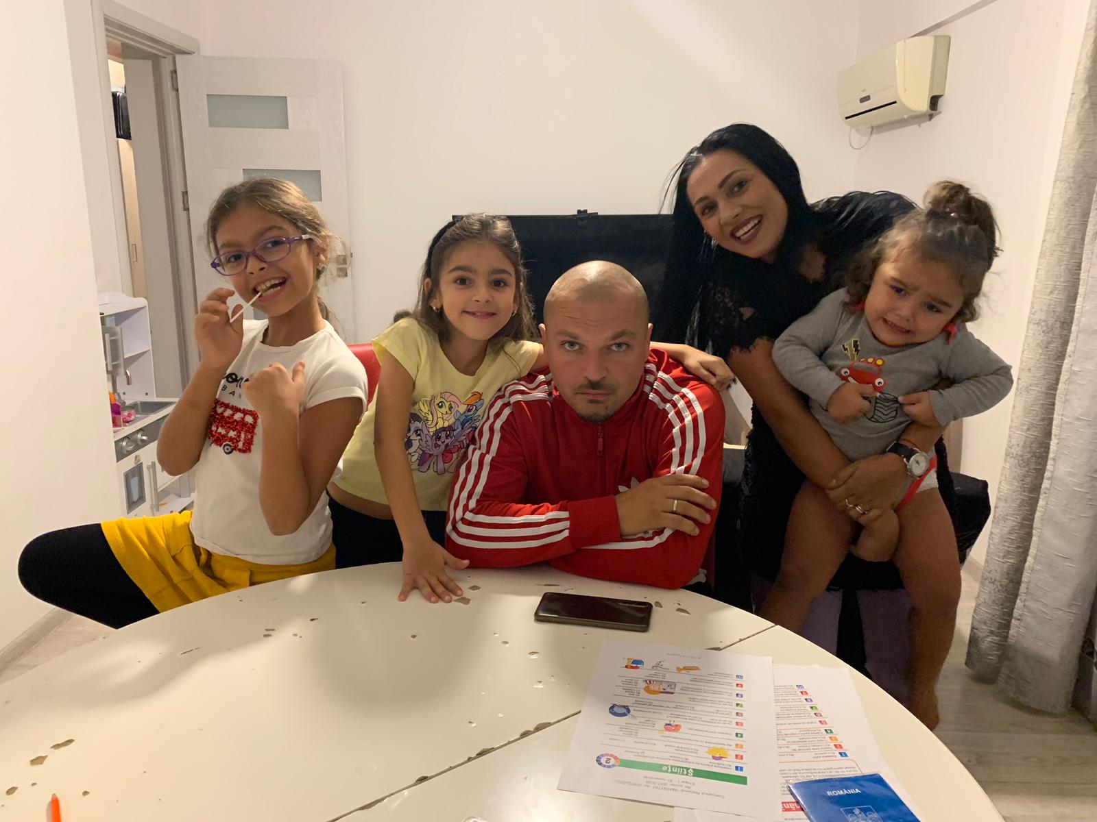 Cum și-a cunoscut Puya soția