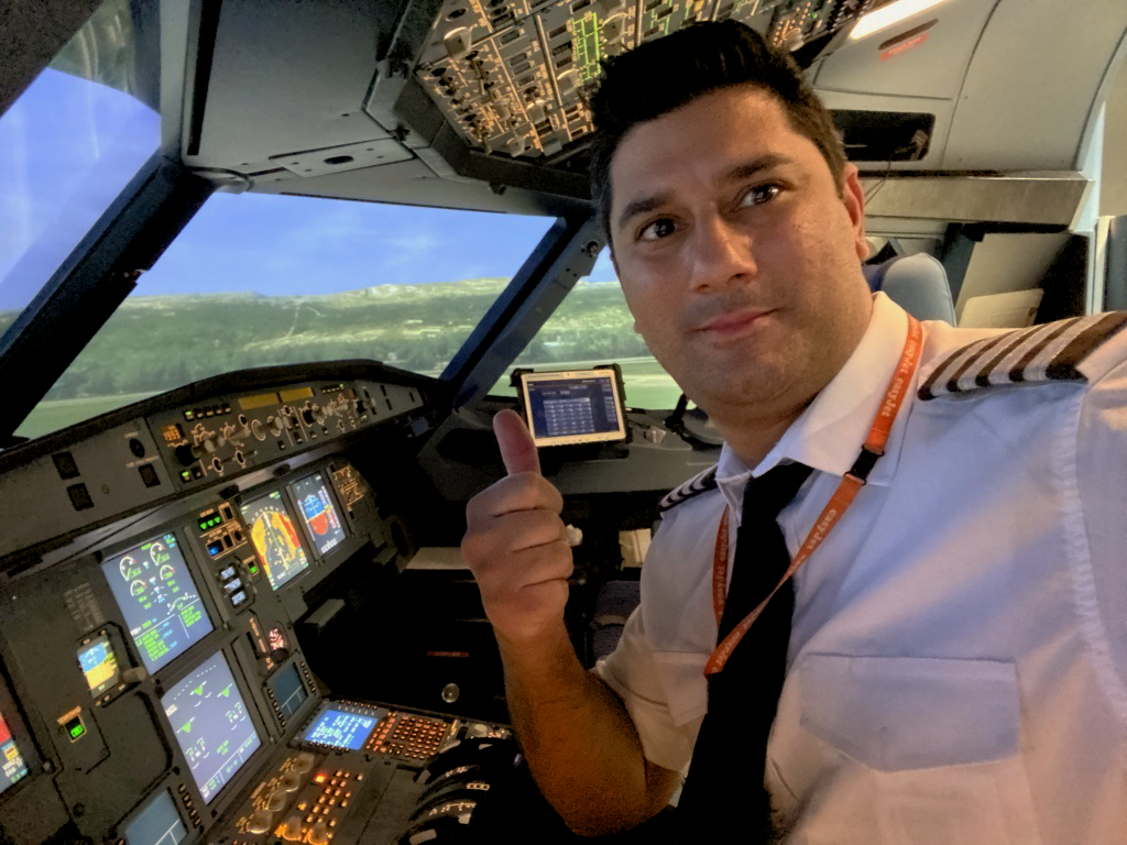 De ce comandantul unei aeronave stă întotdeauna în partea stângă