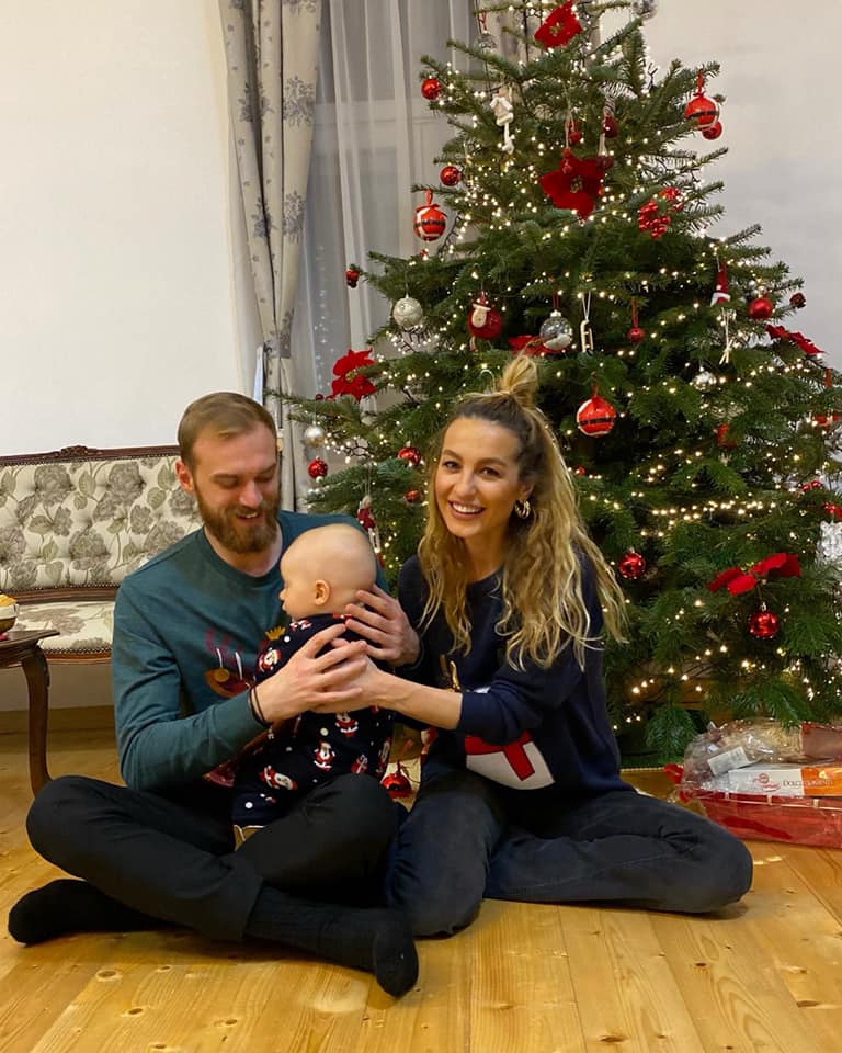 Flavia Mihășan încearcă să nu-l neglijeze pe soțul ei