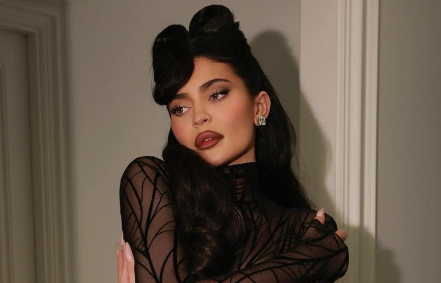 Kylie Jenner, ținută spectaculoasă la Săptămâna Modei de la Paris