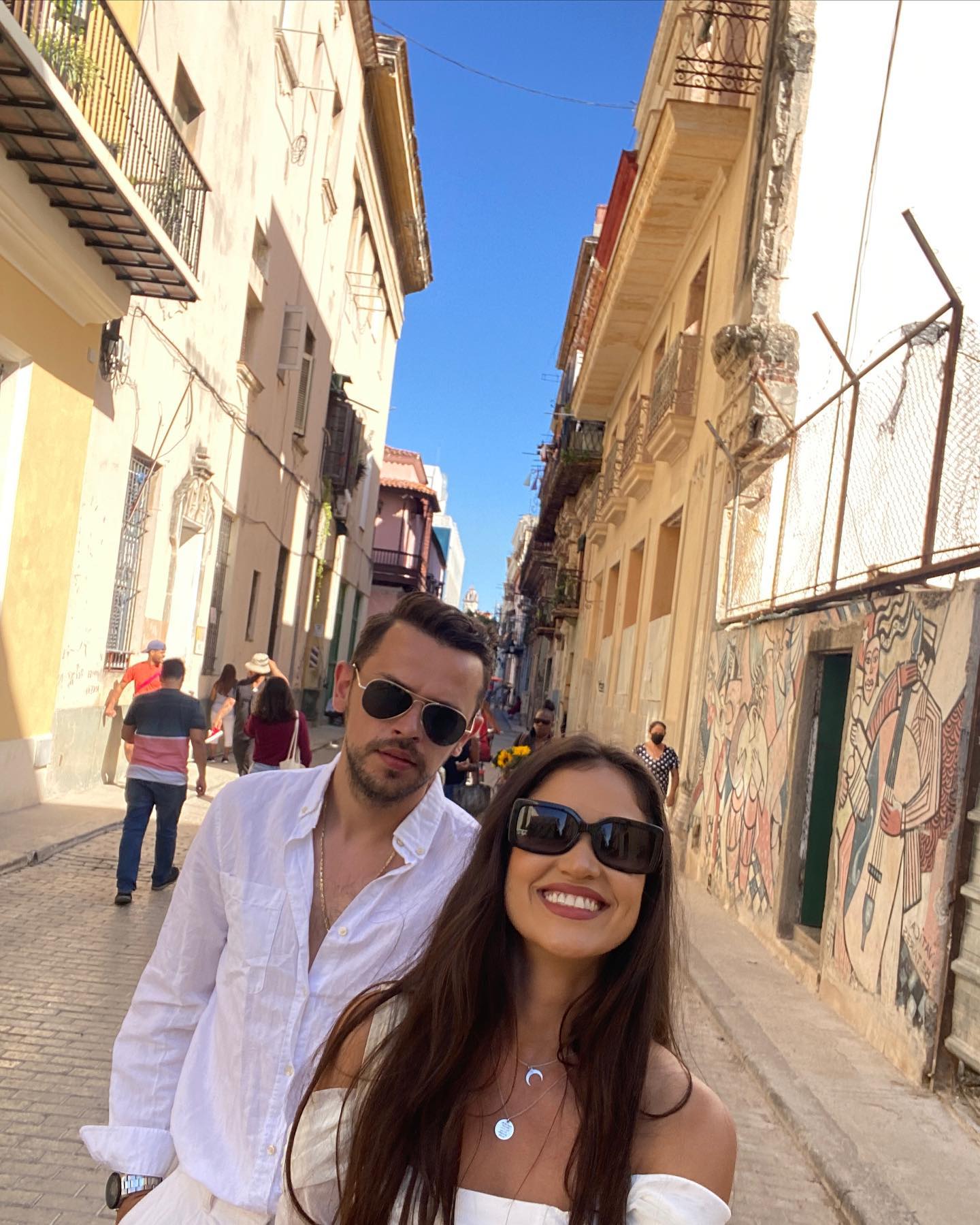 Oana Zara și Bogdan Medvedi și-au început anul în Cuba