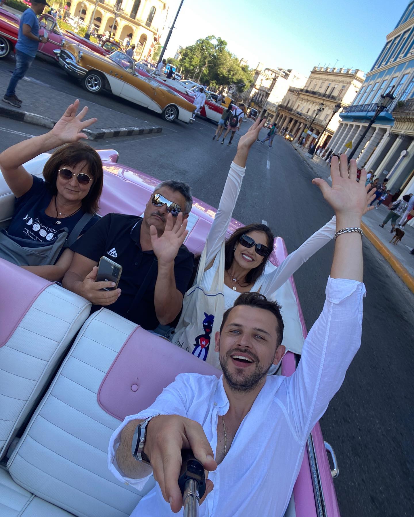 Oana Zara și Bogdan Medvedi și-au început anul în Cuba