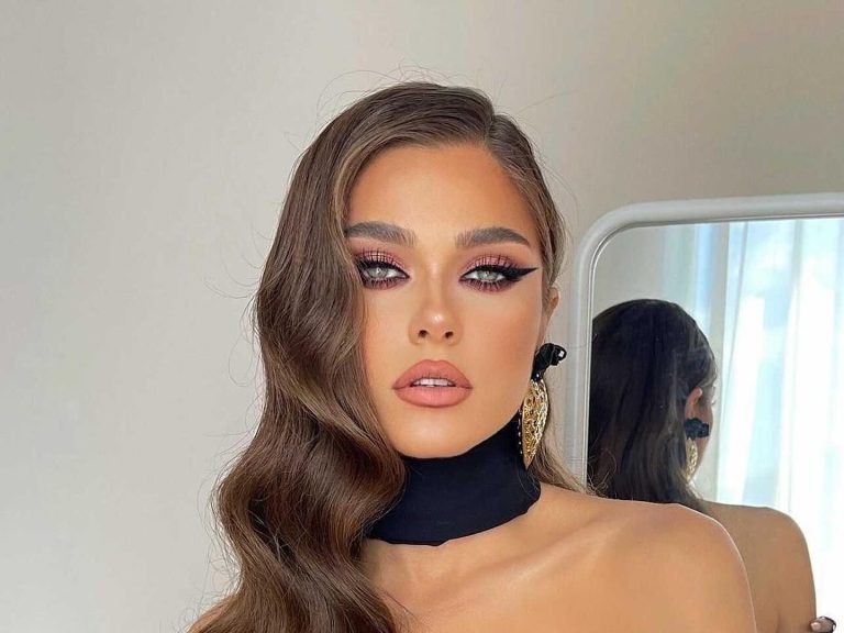 Probleme pentru Theo Rose chiar la început de an. Ce a pățit artista de Revelion: “S-a gândit să iasă acum”