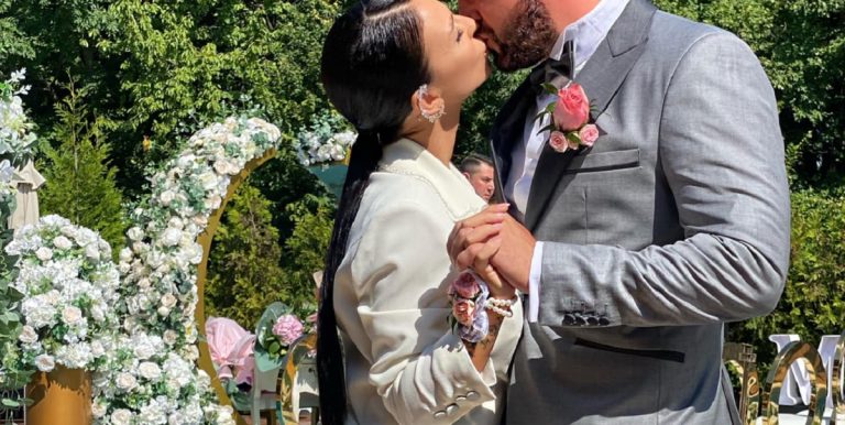 Divorț neașteptat în showbizul românesc! S-au despărțit după 10 ani de relație: „Noi nu mai suntem împreună de la sfârșitul lunii septembrie”