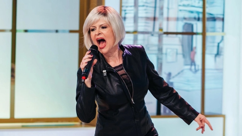 Cum și-a educat Sanda Ladoși copiii