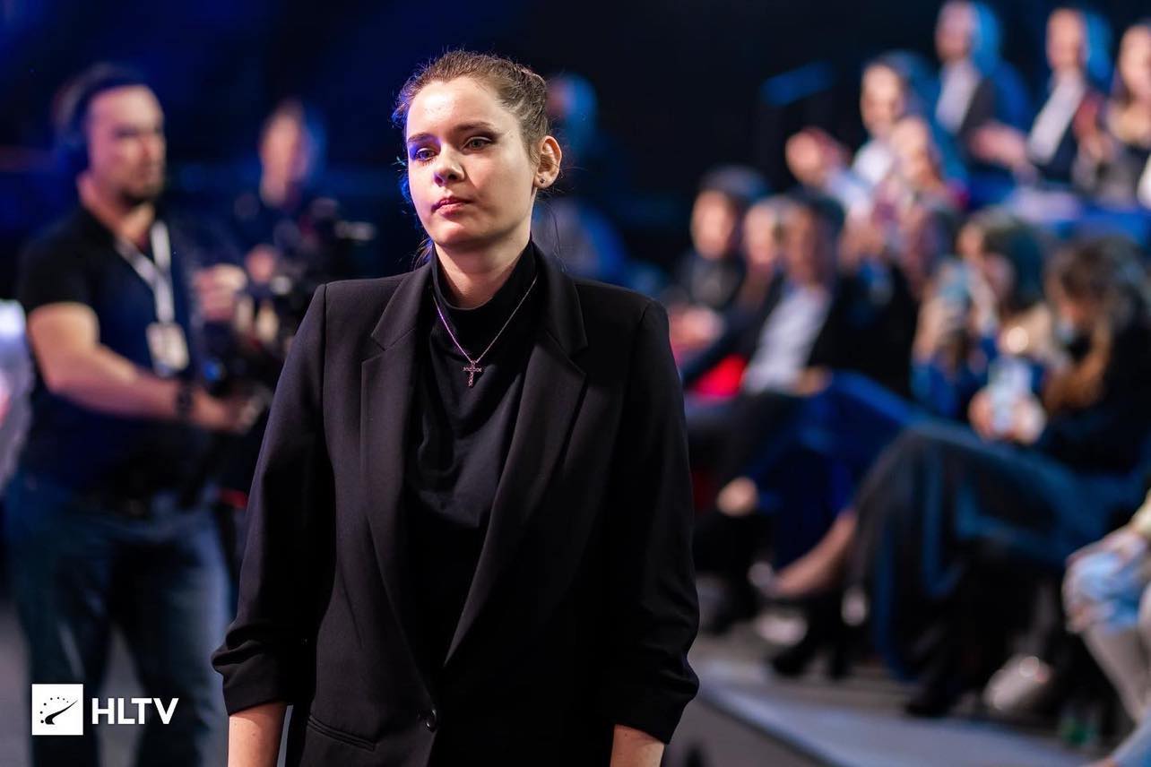 Cum a început pasiunea Anei Dumbravă, cea mai bună jucătoare de Counter Strike din lume, pentru gaming