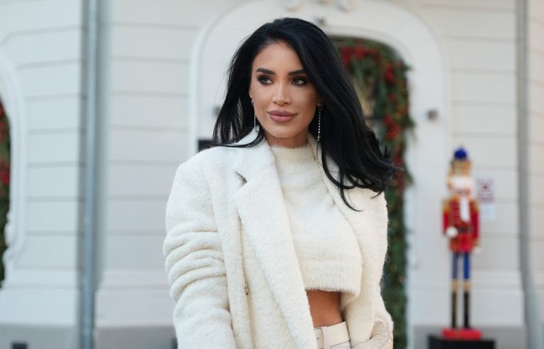 Adelina Pestrițu are un nou look. Ce tunsoare și-a făcut, la 3 ani de la ultima schimbare: „I-am dat un aspect fresh și natural” FOTO