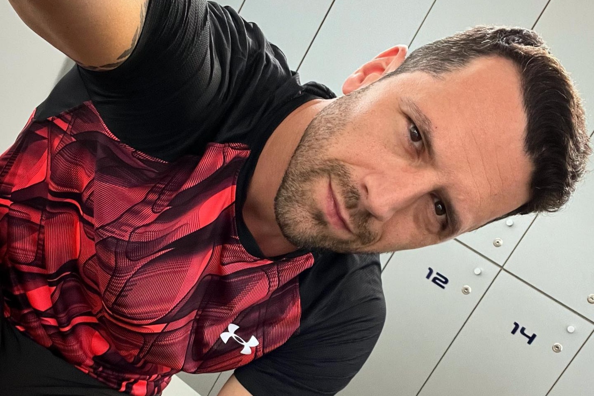 Ce a pățit Adrian Nartea, când un fan a cerut să facă o poză cu el: “Eram doar cu prosopul” VIDEO EXCLUSIV