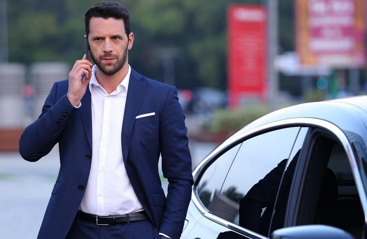 Adrian Nartea, la un pas să nu fie recunoscut de fiicele lui