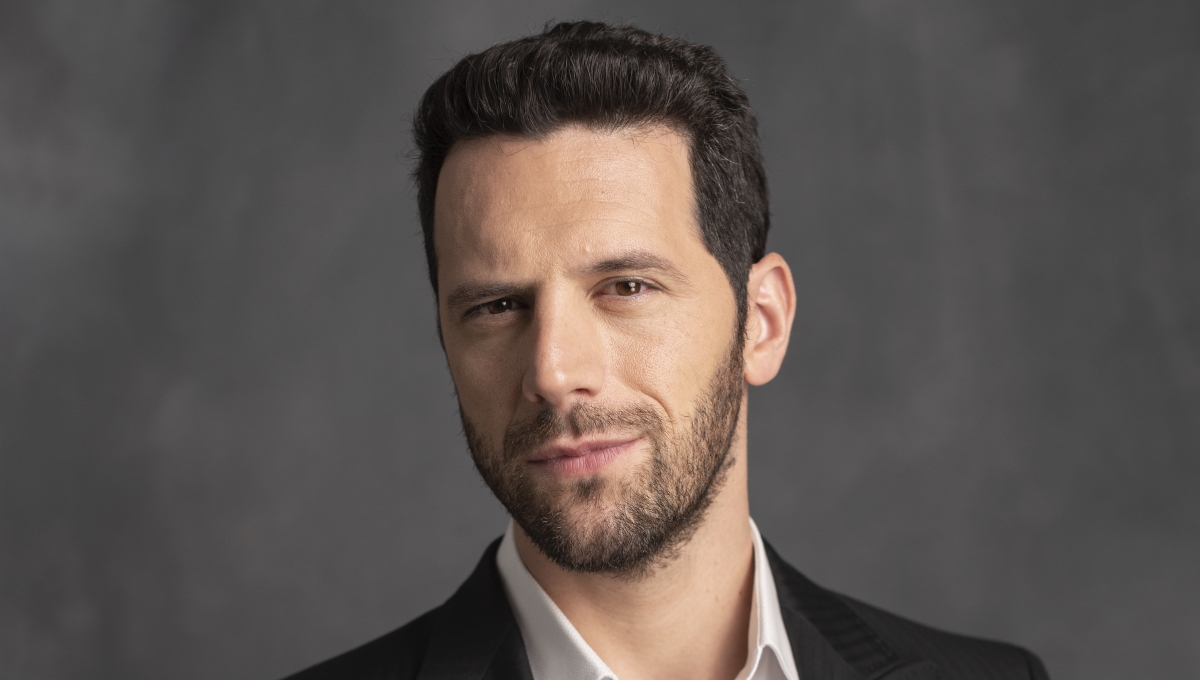 Adrian Nartea, la un pas să nu fie recunoscut de fiicele lui