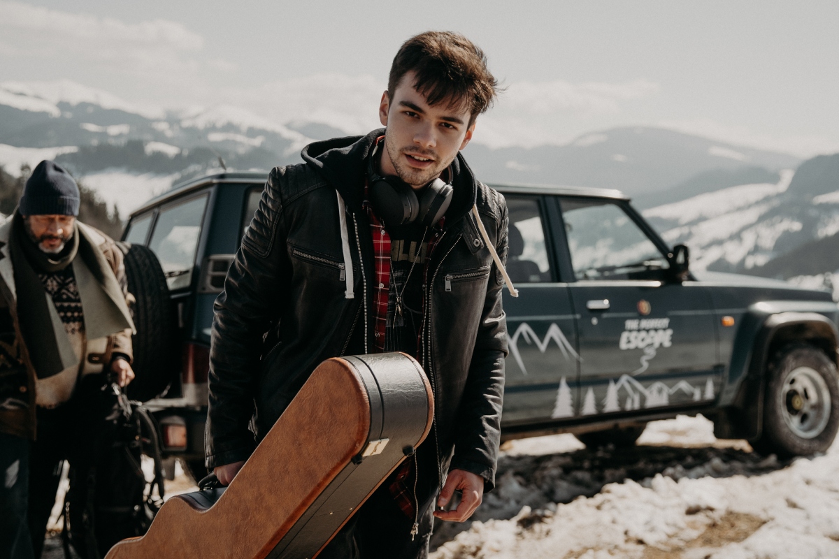 Bogdan Iancu a dat casting pe zoom pentru "The Perfect Escape"