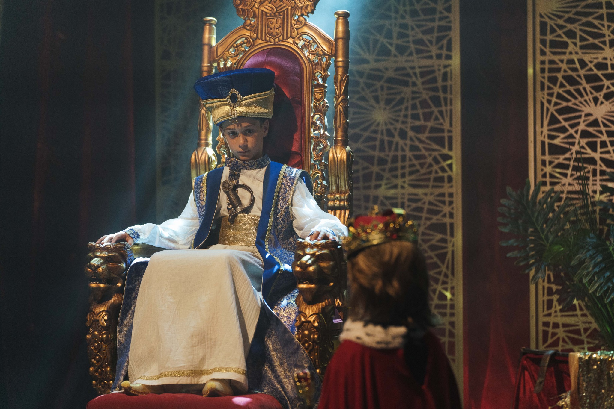 Cum face față filmărilor cel mai mic actor din serialul „Clanul” (2)