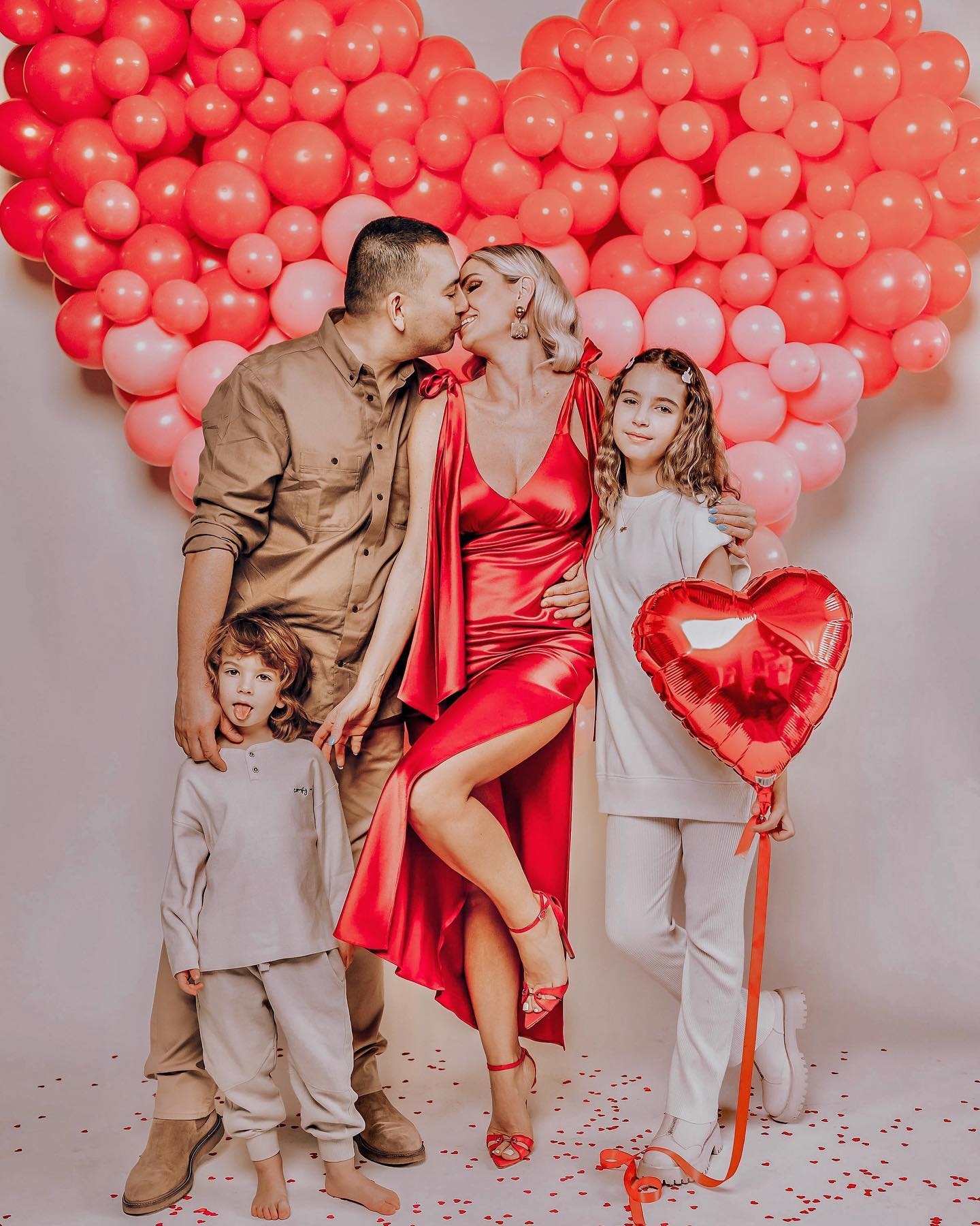 Cum sărbătoresc vedetele de Valentine’s Day