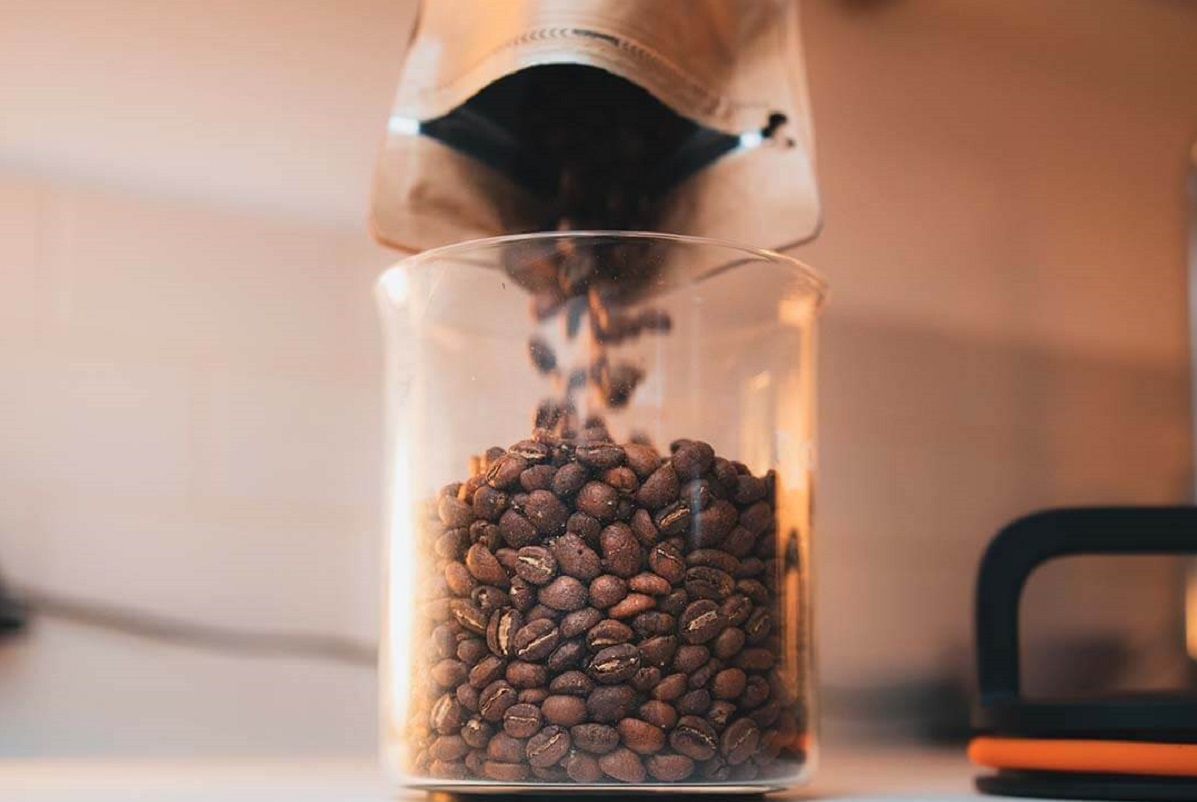 Cum se păstrează corect cafeaua