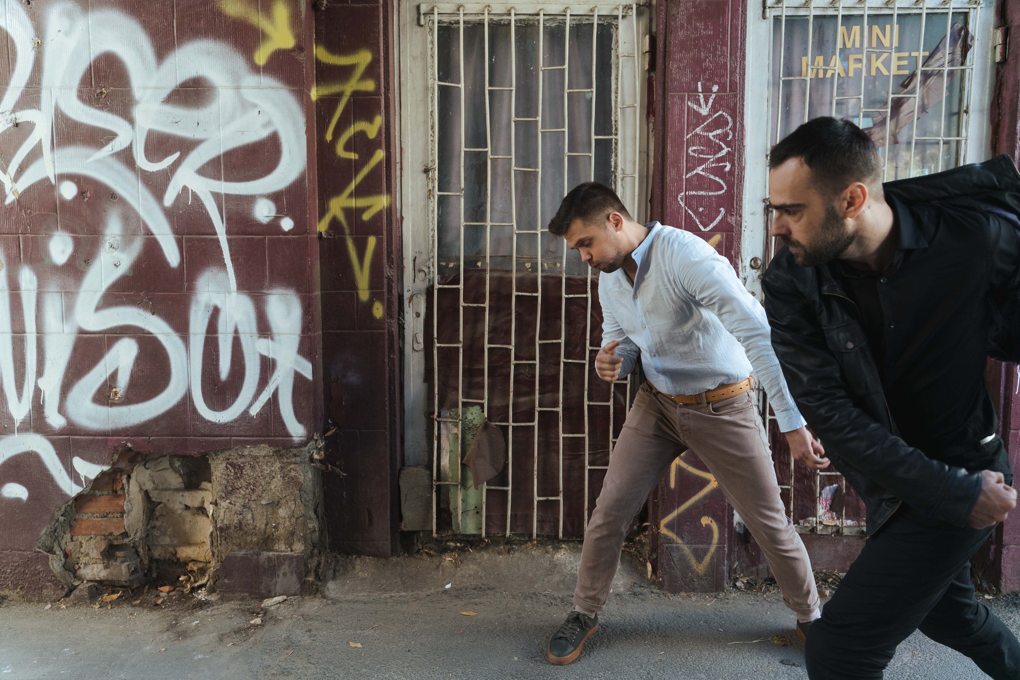 Denis Hanganu povestește cum se produc scenele de bătaie din serialul „Clanul”