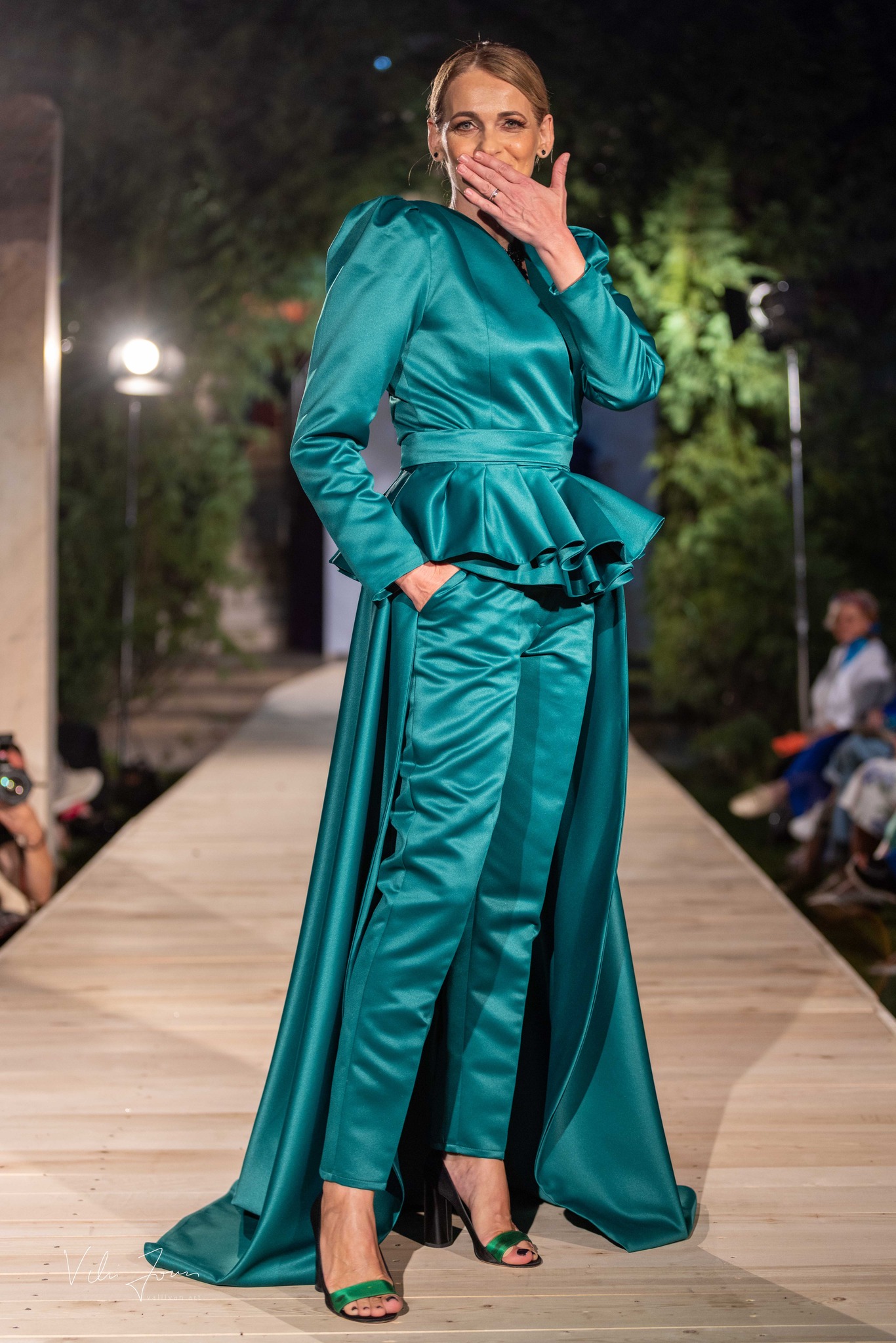 Elvira Deatcu revine pe micul ecran