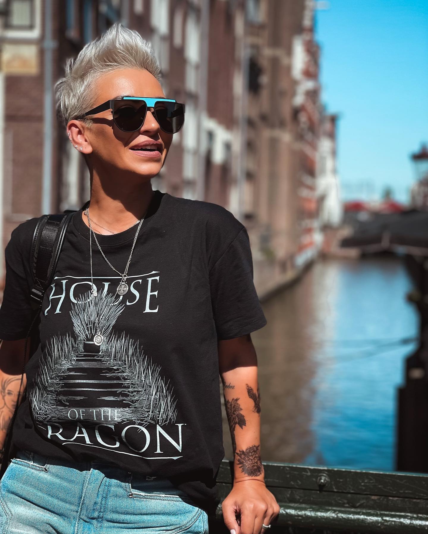 Ce colecție impresionantă are Giulia Anghelescu în garderobă: "Pur și simplu nu mă pot abține". La ce obiecte nu poate renunța VIDEO EXCLUSIV