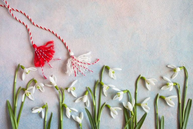 Semnificația Mărțișorului de 1 Martie. Ce simbolizează de fapt și cum a apărut această tradiție