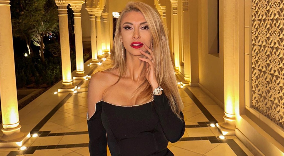 Ce studii are Andreea Bălan