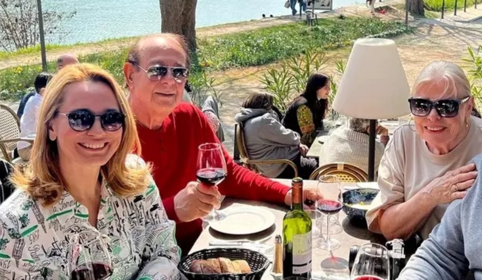 Andreea Esca și socrii