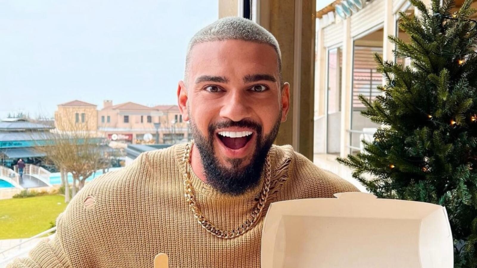 Ce a spus Dorian Popa când a fost întrebat de ce are dinții atât de albi