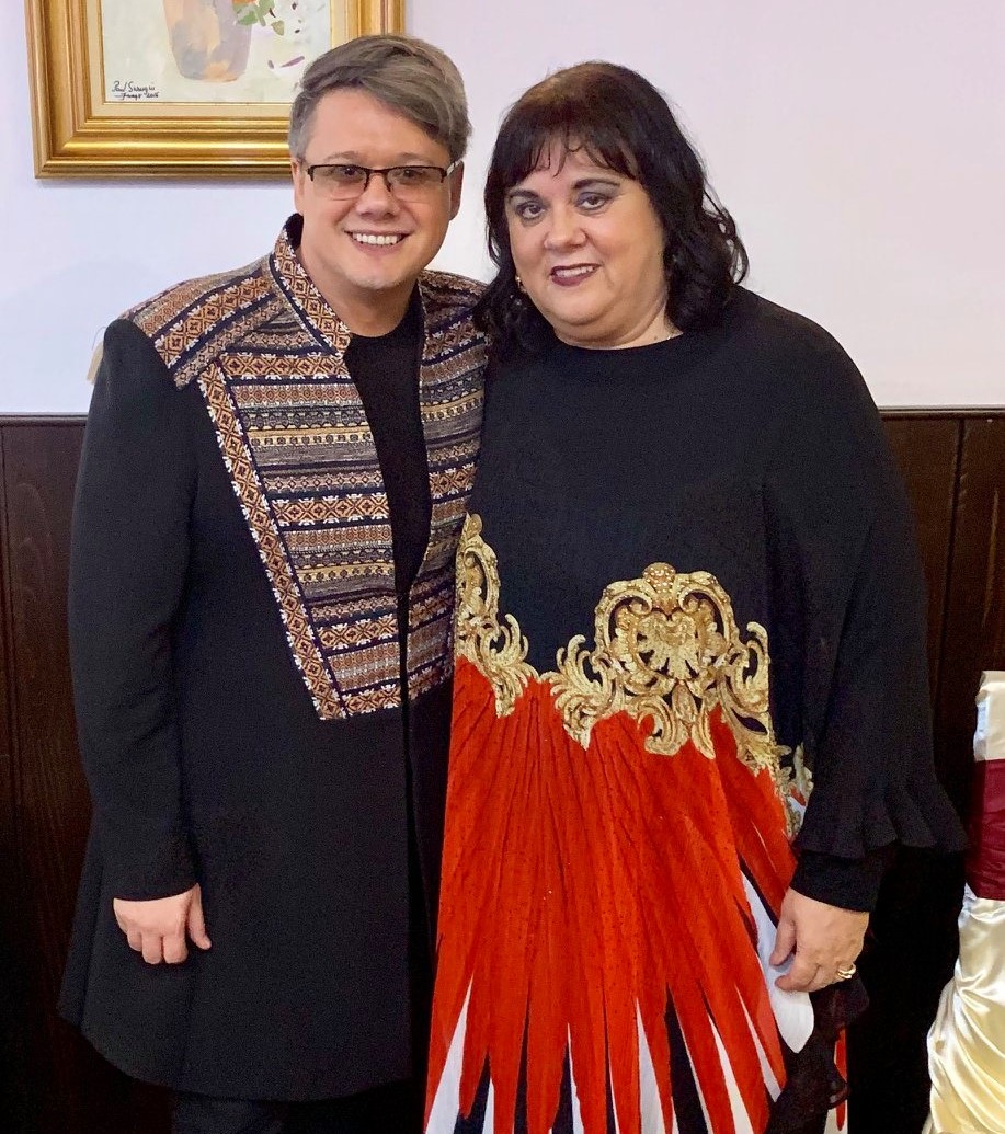 Fuego împreună cu mama lui